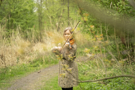 e3006b65-8d05-49d7-bb49-fd18bb509e64 e3006b65-8d05-49d7-bb49-fd18bb509e64