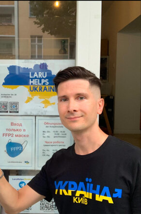 e2f0210a-6bdd-46f5-9c2a-f902a59c3558