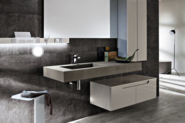 bagno Cerasa bagno moderno design minimal con vasca integrata in ecomalta colore fango