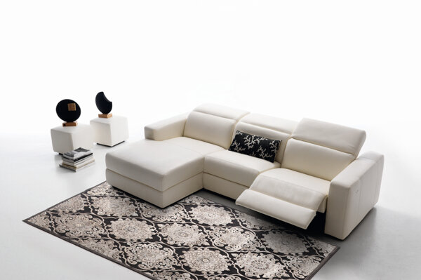 divano Rosini divano moderno - colore bianco panna - in pelle - con meccanismo relax manuale / elettrico