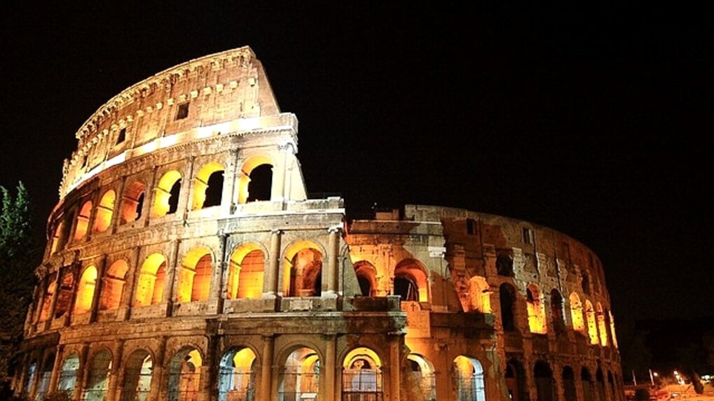 colosseo di sera (1).jpeg