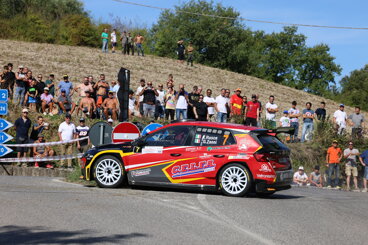 a_l12434.jpeg a_l12434.jpeg