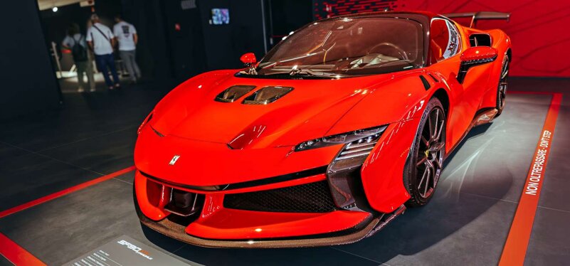 supercar-attese-2025.jpeg