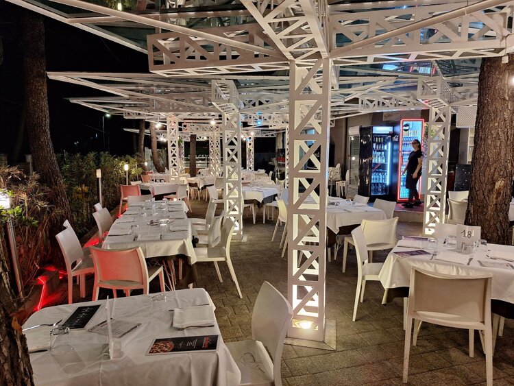 32074_85050c06892a4d09d65834a58e815694bf5f747d 32074_85050c06892a4d09d65834a58e815694bf5f747d