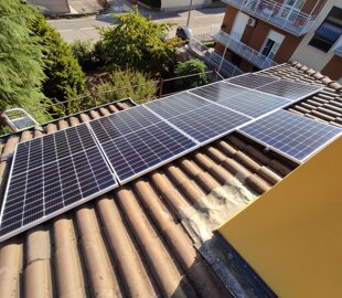 energie rinnovabili , impianto fotovoltaico 