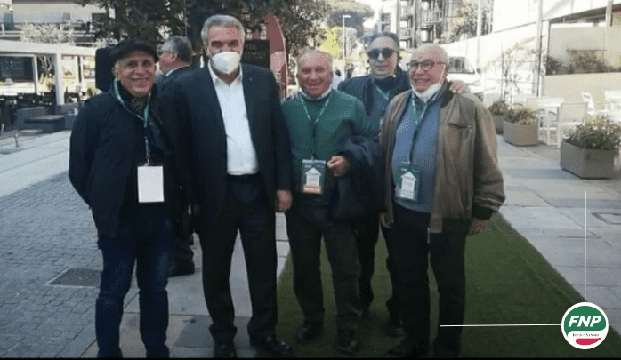 fb7eb39f-520a-40e4-80e3-55ad6a3deac2