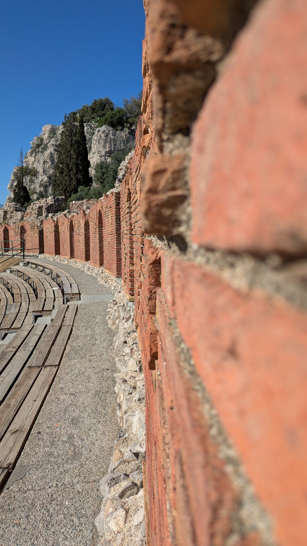 eyJlbiI6IlJvbWFuIHdhbGwgaW4gdGhlIEFuY2llbnQgdGhlYXRyZSBvZiBUYW9ybWluYSJ9 eyJlbiI6IlJvbWFuIHdhbGwgaW4gdGhlIEFuY2llbnQgdGhlYXRyZSBvZiBUYW9ybWluYSJ9