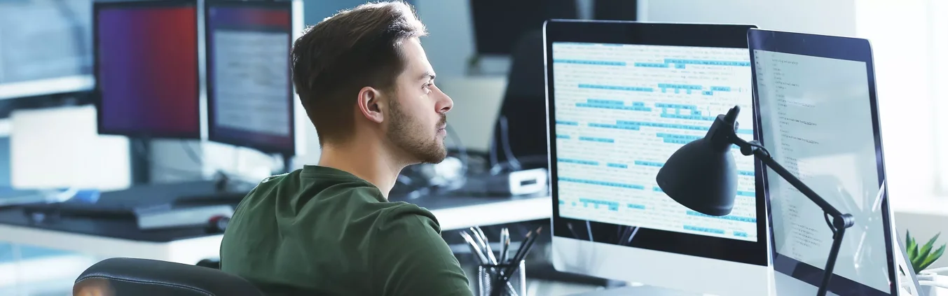 it-services-2560x800.jpeg it-services-2560x800.jpeg