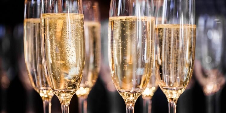 2db3bda8-d76e-476a-aa3d-221b250dd008 2db3bda8-d76e-476a-aa3d-221b250dd008