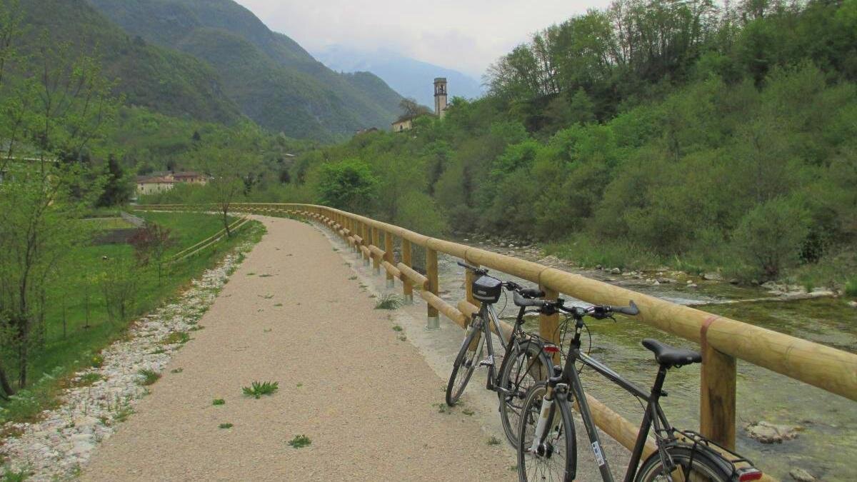bici1.jpeg bici1.jpeg