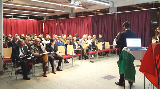 db1706ef-92fd-4aad-af5c-2be5f997757e