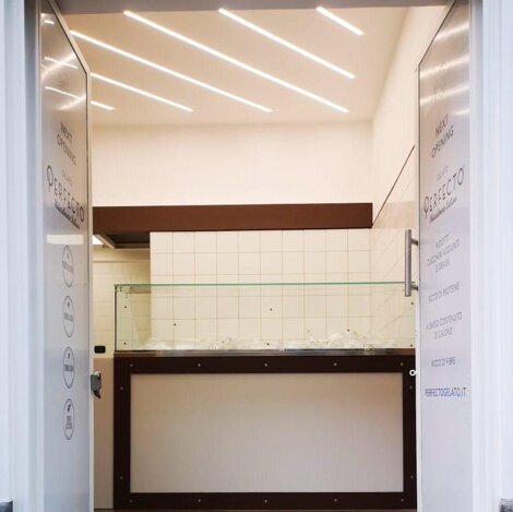 negozi.jpeg negozi.jpeg