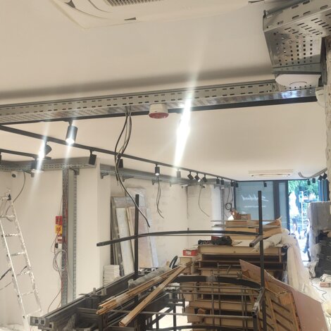 industriale.jpeg industriale.jpeg