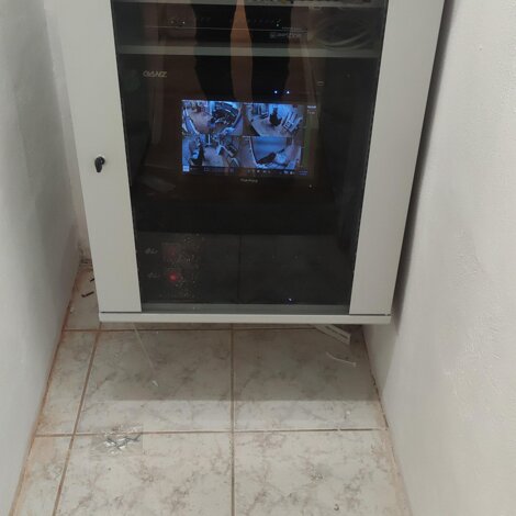 quadri.jpeg quadri.jpeg