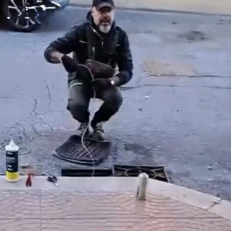 citofoniu.jpeg citofoniu.jpeg