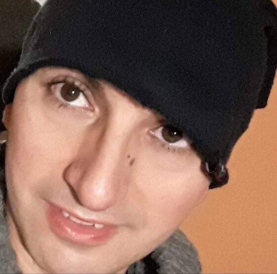 b0b2e5cb-6bd9-4c75-8093-b11b9c71d3f3