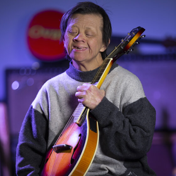 2cbf14fc-4128-4754-917c-54332df6ef1e