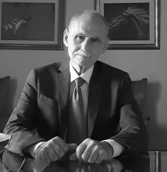 ba082d69-45b6-4bb7-95f2-18bce30f8f9b