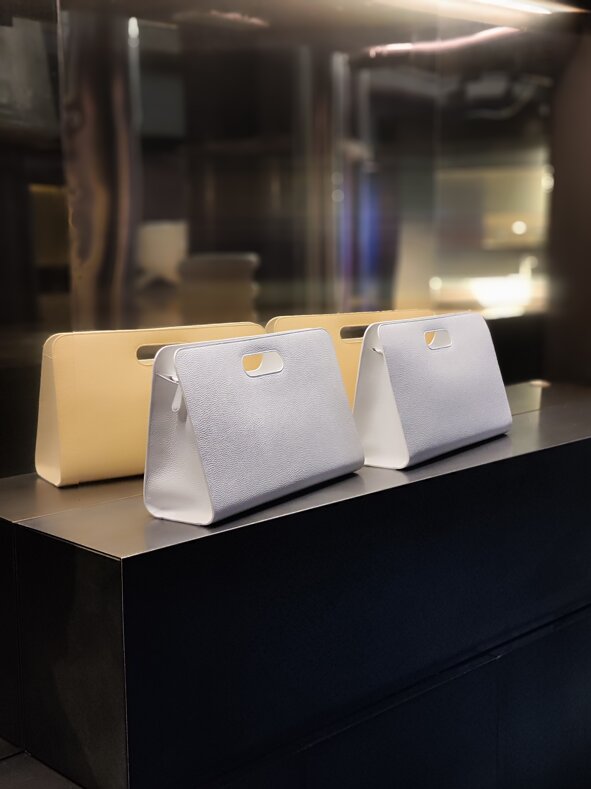 76dc1127-9b5f-4b5c-aaea-21bbecee6f6f