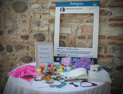 327bbecf-2bc7-485f-8abe-84cdb83f0cc6 327bbecf-2bc7-485f-8abe-84cdb83f0cc6