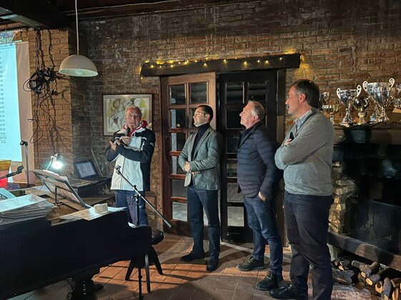 6b28bb5e-c9aa-4f78-866e-6e0e362906a8