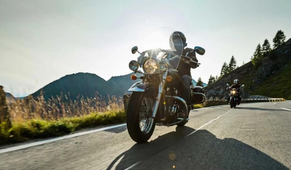 moto montagne.jpeg moto montagne.jpeg