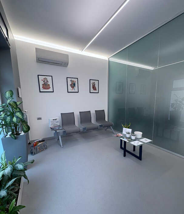 attesa1.jpeg attesa1.jpeg