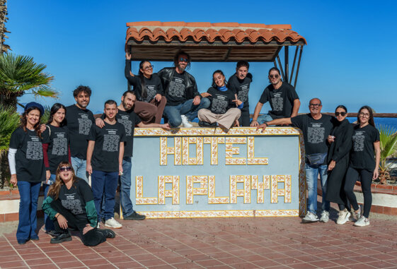 b4e8a814-19b4-4233-8dd9-443b9e974807 b4e8a814-19b4-4233-8dd9-443b9e974807