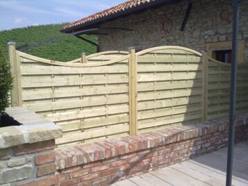 e63a5190-f73a-4bf0-bd9c-32d7bea0eab4