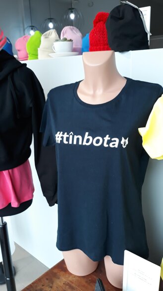 0bebc992-73ea-41e6-ad42-1b07cf2485e8