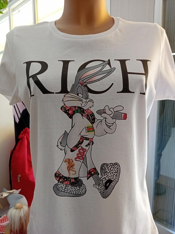 8798be05-84a1-4c89-8824-20bc237f9f3a