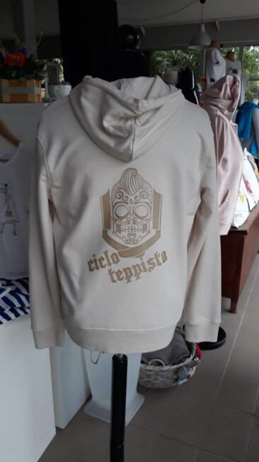 fb226882-f2ca-4df0-9e8f-6b61b146772f