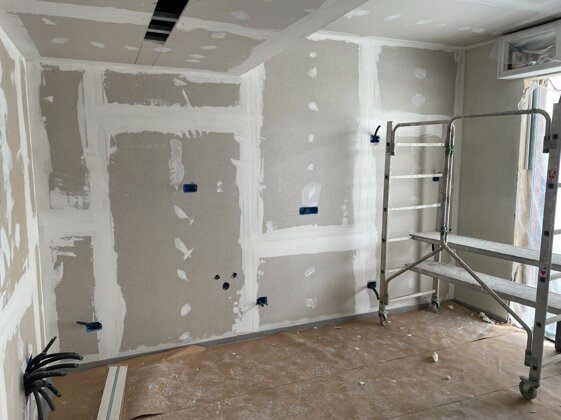 40a6a7c7-909a-4b90-a6b4-b4e225c3aabc