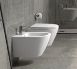rak-resort-vaso-senza-brida-e-bidet-sospesi-con-sedile-rallentato