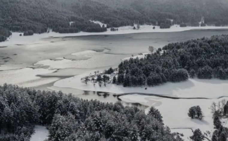 lago arvo , lorica,serra pedace