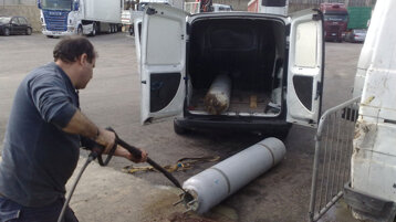 f962c5fa-5552-4e2b-9ae6-803b49f2b012