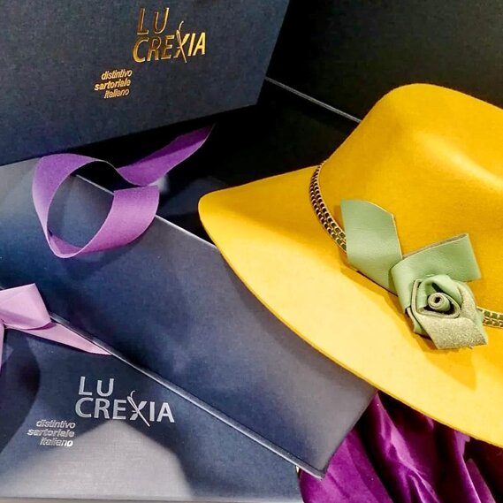 LA CUSTODIA LUCREXIA per riporre il tuo cappello con cura, ideale da regalare o regalarsi...