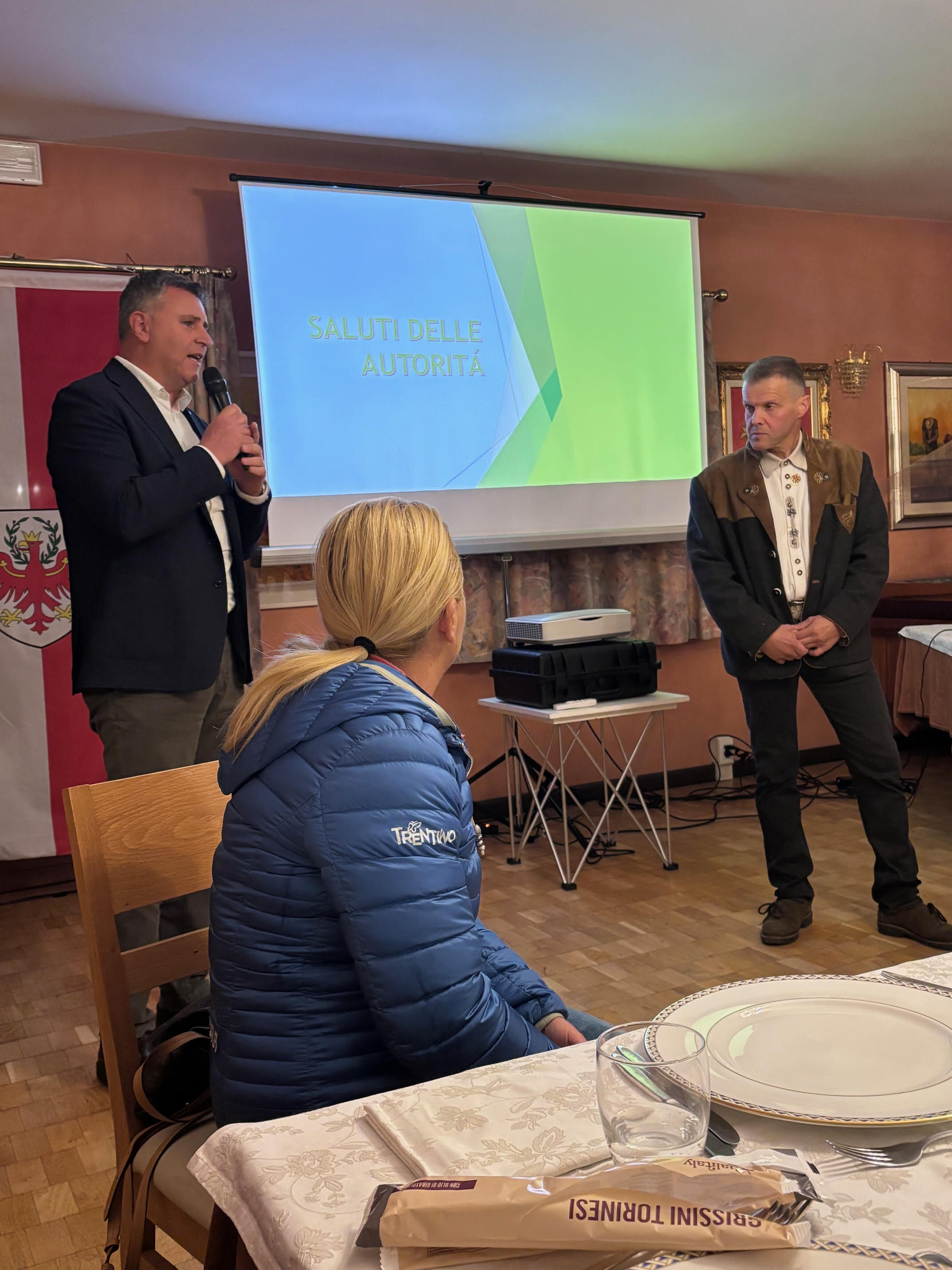 989295f0-24a0-4a1d-910c-9387e6a5b409.jpg 989295f0-24a0-4a1d-910c-9387e6a5b409.jpg