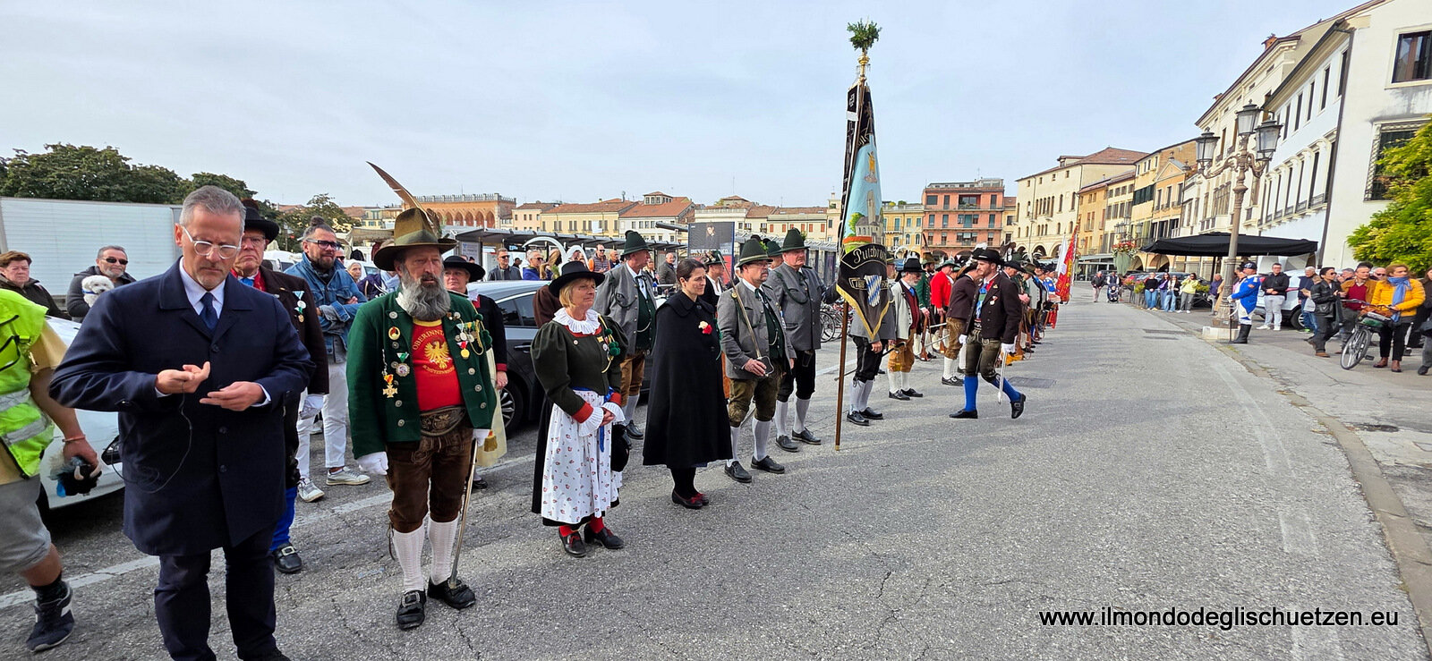 15b1a398-4b3a-431e-8124-bfeec02454e8.jpg 15b1a398-4b3a-431e-8124-bfeec02454e8.jpg