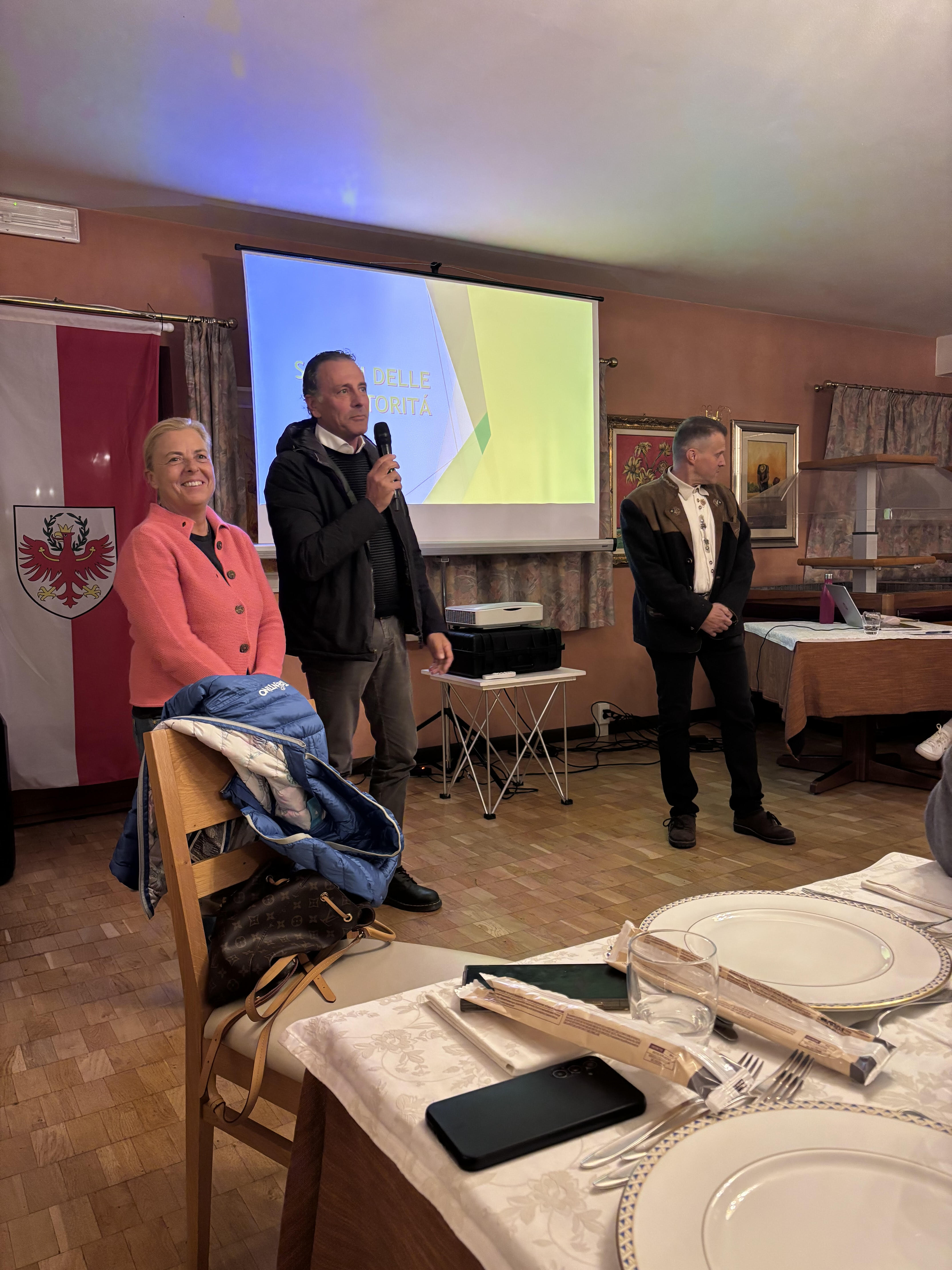 a0379598-d995-4894-baac-2d7ca0afa856.jpg a0379598-d995-4894-baac-2d7ca0afa856.jpg