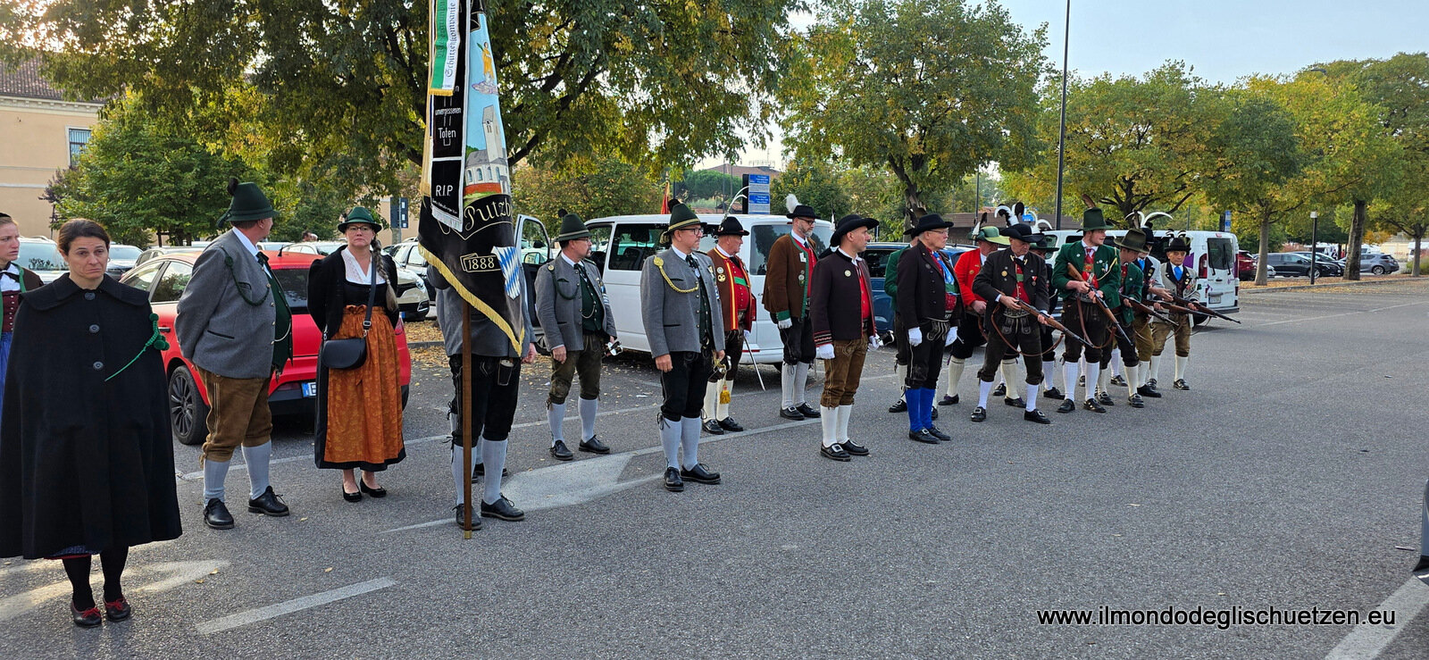 e9f9e99b-f2cf-4ccd-994b-11ca0b008696.jpg e9f9e99b-f2cf-4ccd-994b-11ca0b008696.jpg