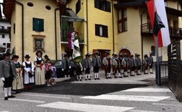 5ea13ea5-aac5-4dc0-b455-e8447fac3bed 5ea13ea5-aac5-4dc0-b455-e8447fac3bed