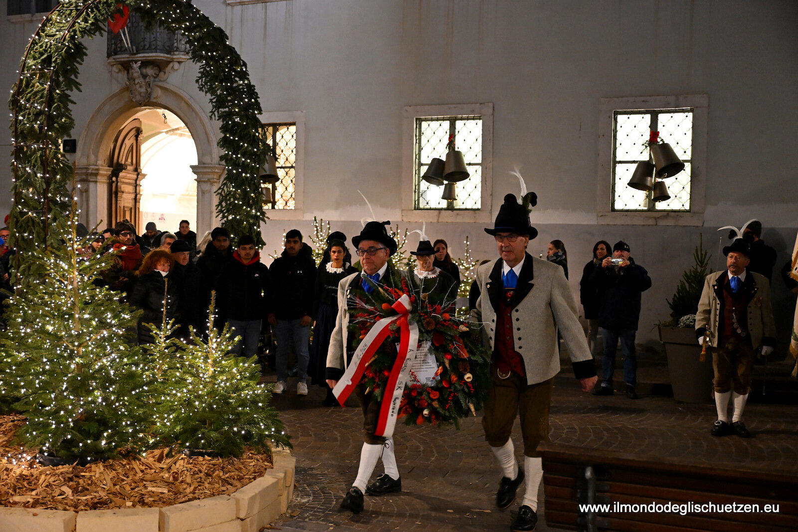 b4226a13-025c-4497-b5b5-dd8708cb98ba.jpg b4226a13-025c-4497-b5b5-dd8708cb98ba.jpg