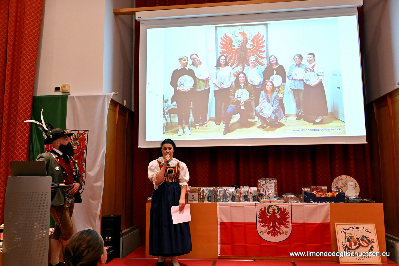 c496272b-535c-4d1e-8f4d-d70f3f57bc79.jpg c496272b-535c-4d1e-8f4d-d70f3f57bc79.jpg