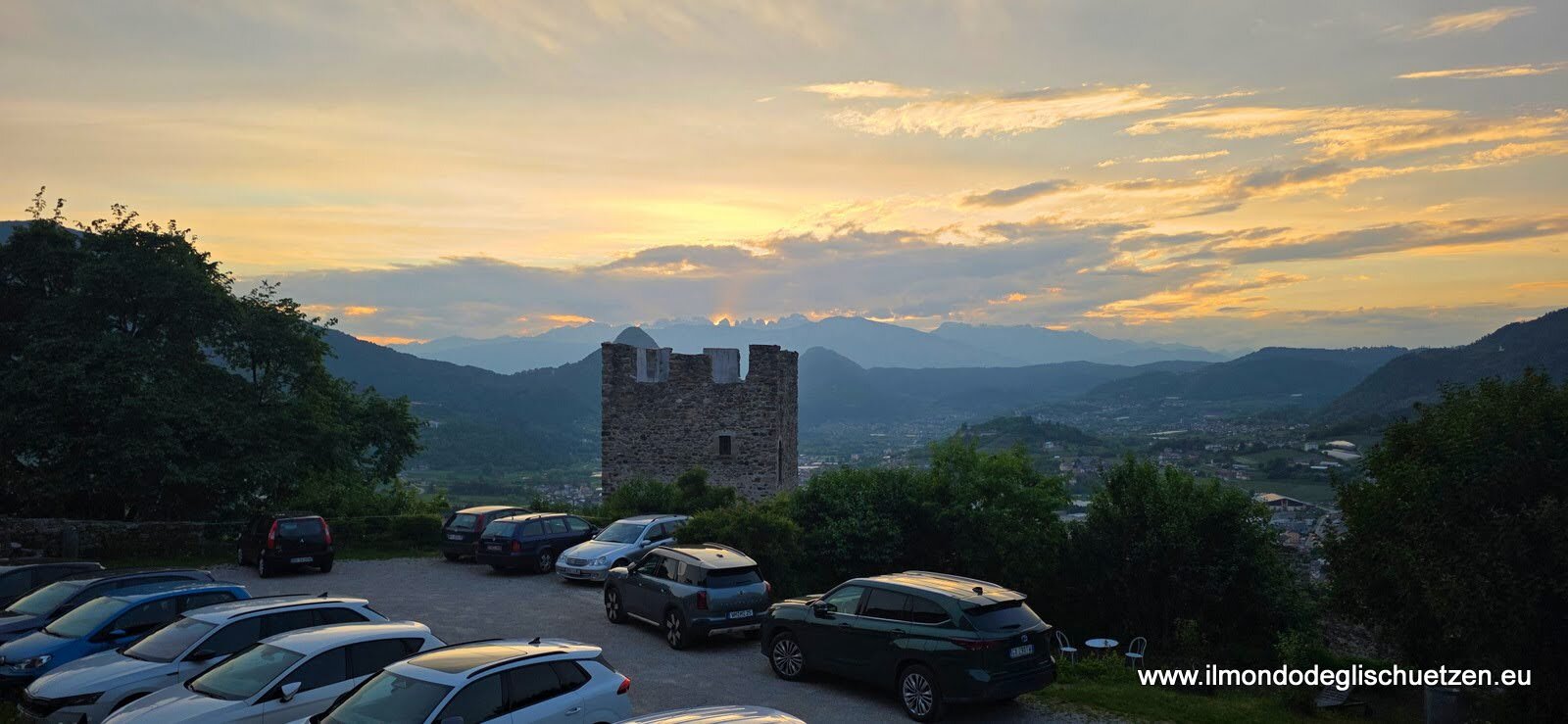 20260508_le-mani-sul-tirolo-(15).jpeg