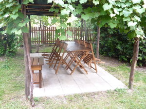 Giardino esclusivo attrezzato appartamento Stalla