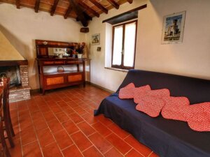 Soggiorno-divano letto appartamento vinsanto
