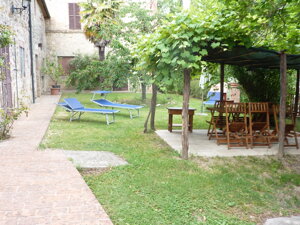 Giardino esclusivo attrezzato appartamento Stalla