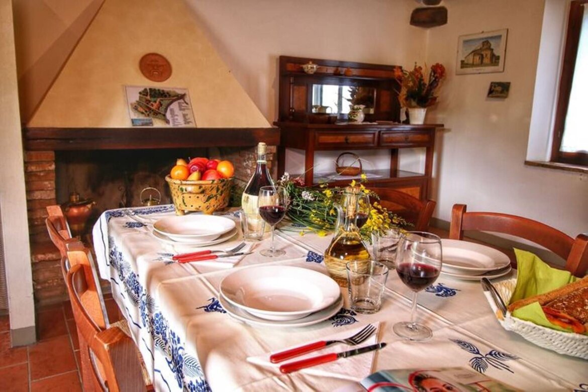 Soggiorno-angolo cottura appartamento vinsanto