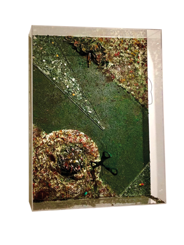 Box-Es n.1076 il giardiniere 2012 - cm.46x61x14 Box-Es n.1076 il giardiniere 2012 - cm.46x61x14